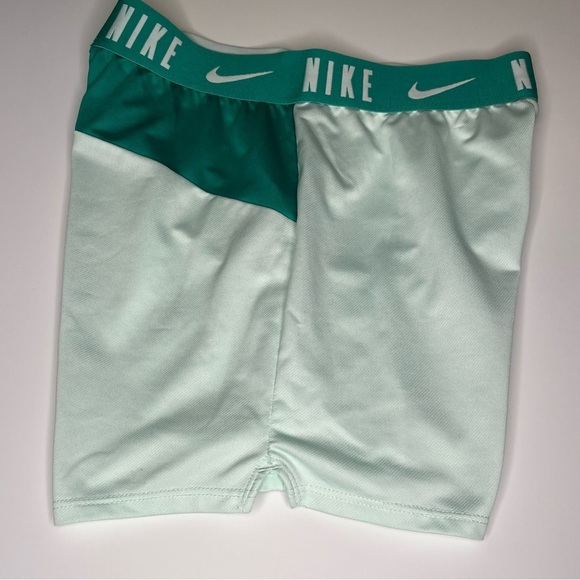 Nike Kids' Dri-FIT Trophy 6-Inch Shorts Size Small - Picture 5 of 7